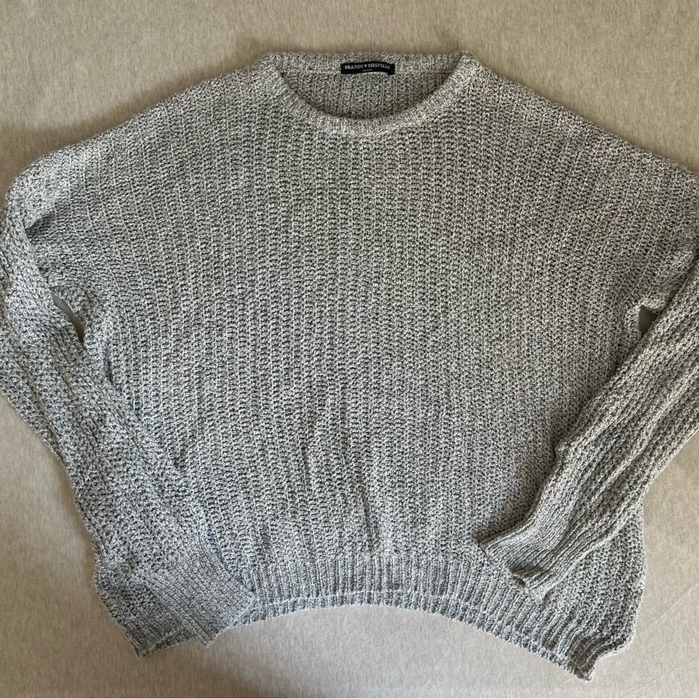 ♥️ Brandy Melville Open Knit Sweater